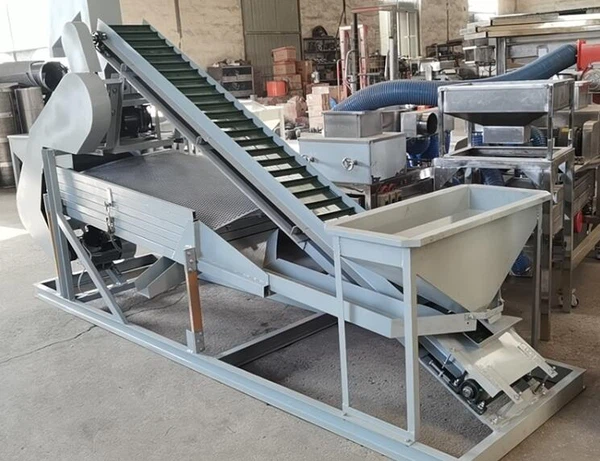 Automatic Pistachio Sheller Machine Automatic Pistachio Sheller Machine